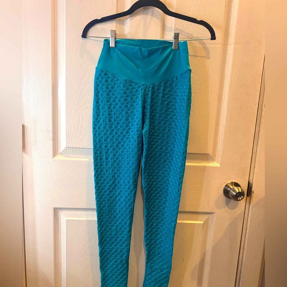 Turquoise Textured Leggings